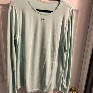 Nike Dri-fit Slim Fit Women's  Long-Sleeve T-shirt